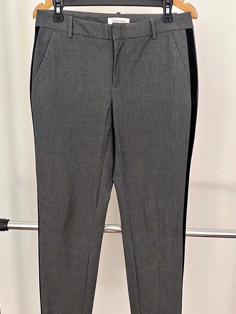 Calvin Klein Women's Gray Trousers Size 4